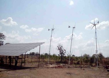 Китай Дом электропитания фермы солнечный и системы энергии ветра с решеткой Пропуск- инвертором функции завод